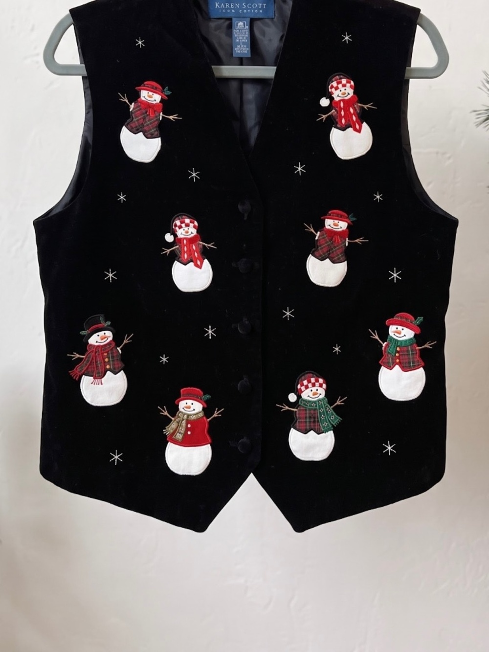Vintage Karen Scott embroidered holiday vest
